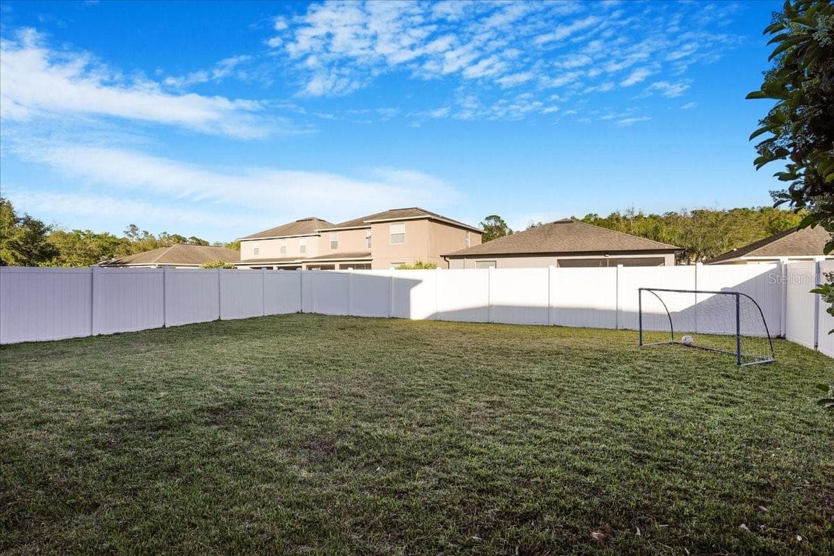 Single Family Residence at 20427 CAROLINA CHERRY CT, TAMPA, photo 28 of 59