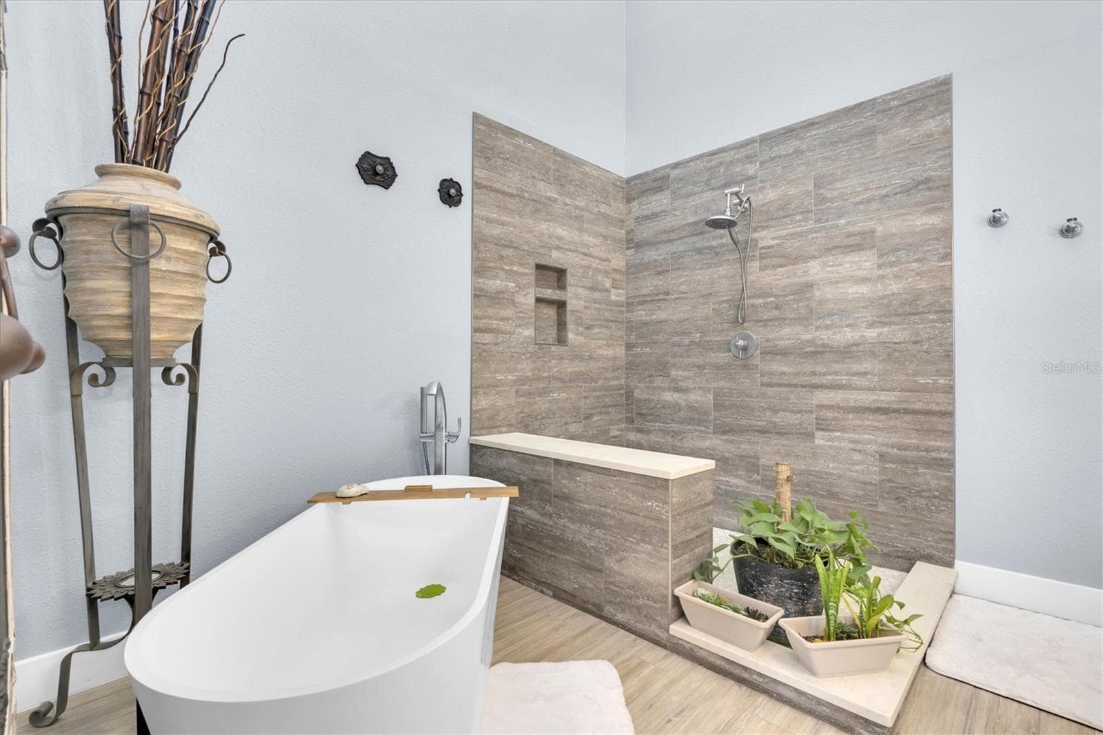 Townhouse at 553 HAVEN POINT DR, TREASURE ISLAND, photo 24 of 42