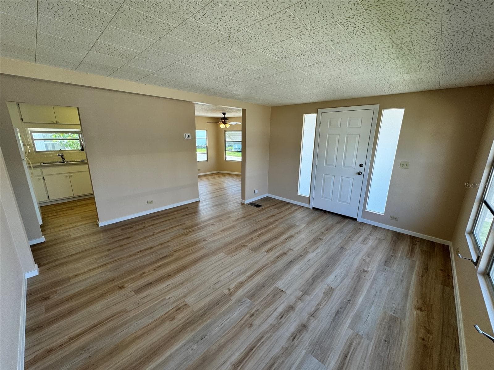 Family Room - 2331 BELLEAIR RD #Lot 237, CLEARWATER