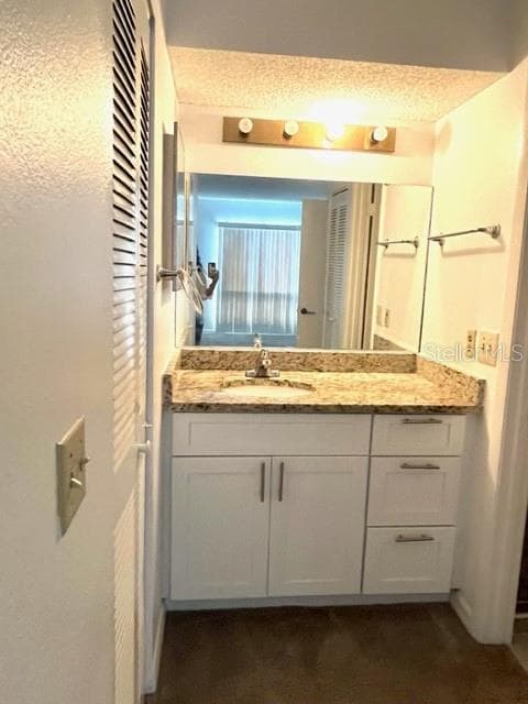 Master Vanity - 2538 CITRUS CLUB LN #105, ORLANDO