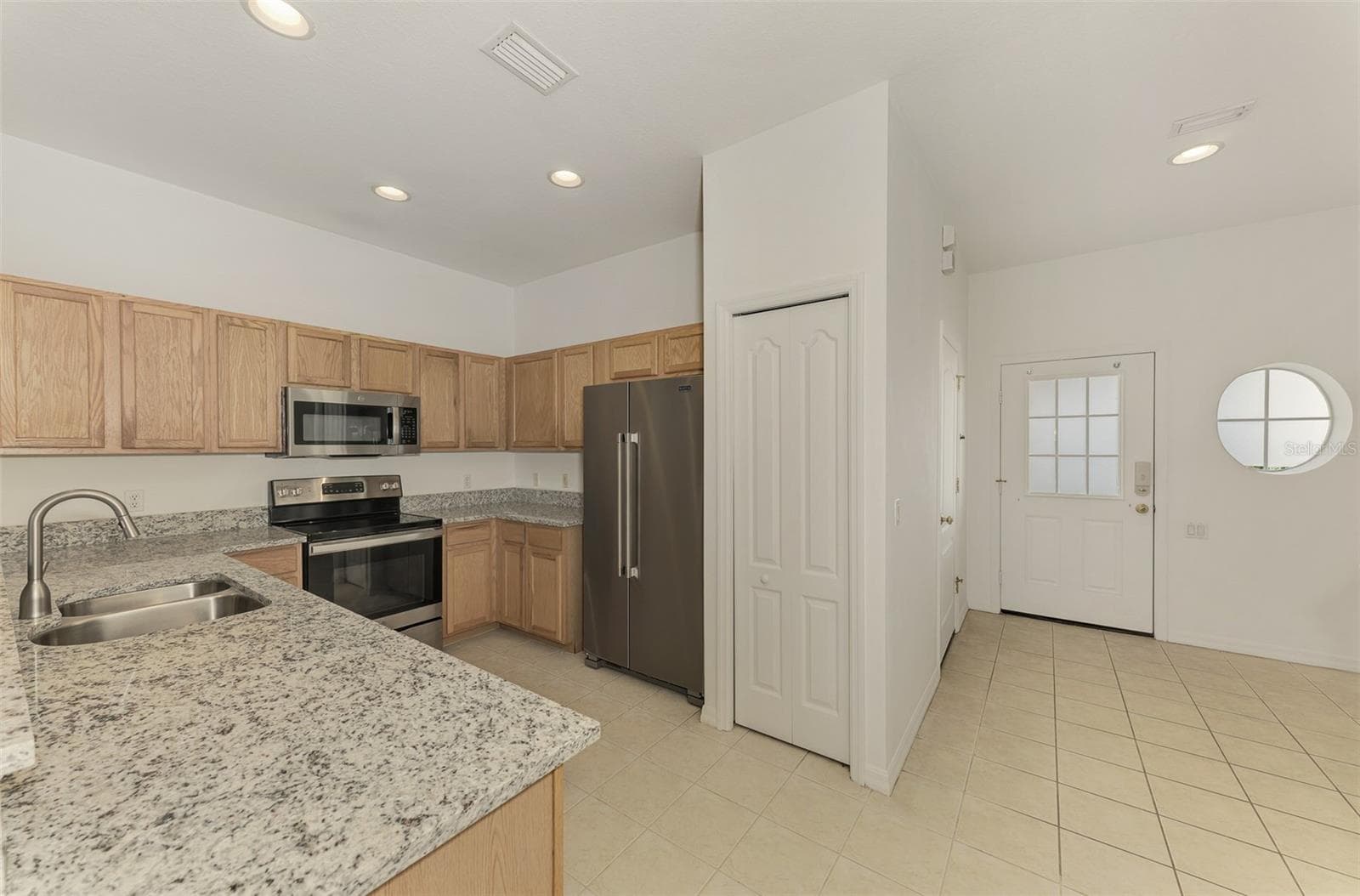 Townhouse at 1156 JONAH DR, NORTH PORT, photo 10 of 62
