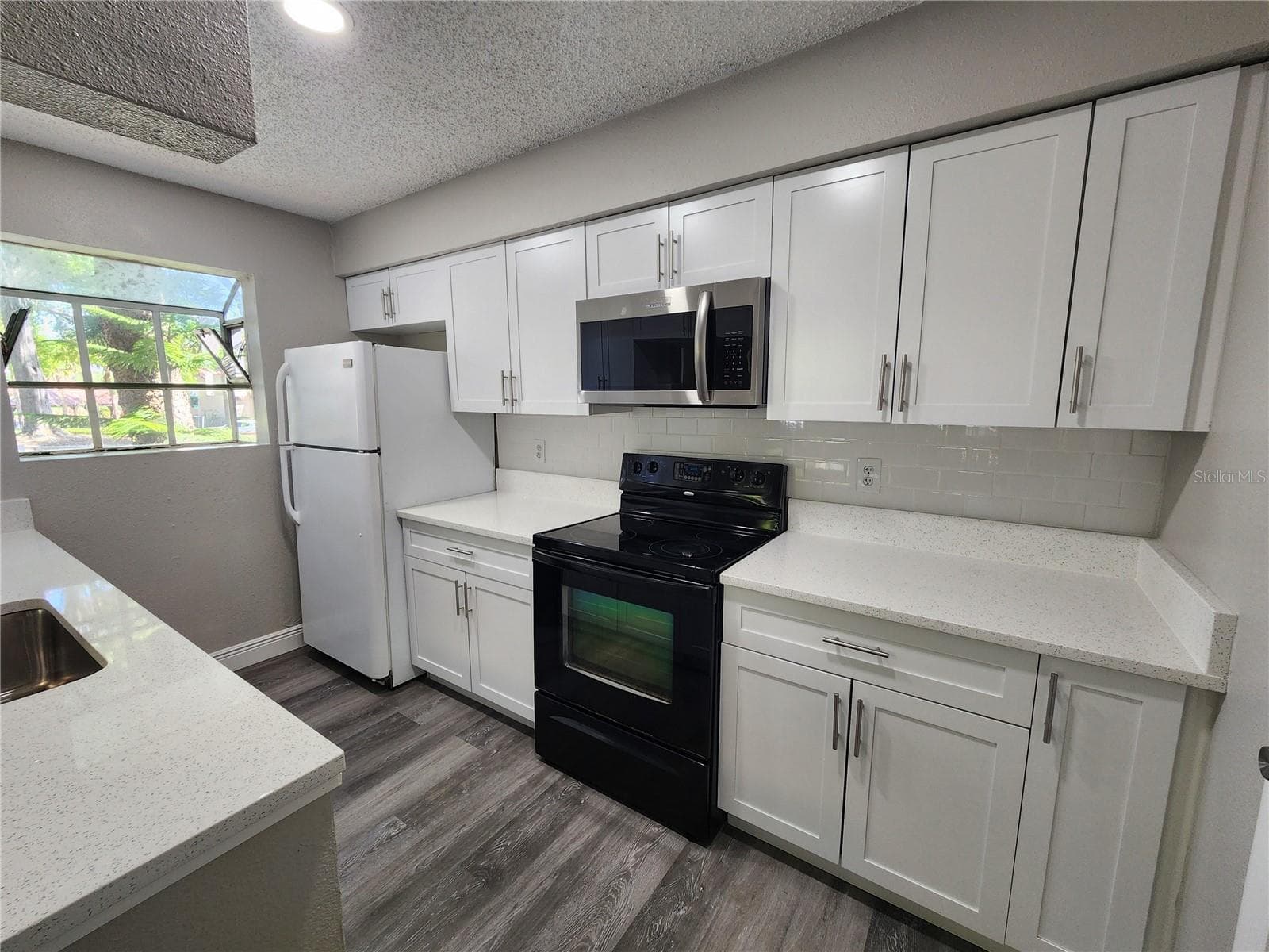 Condominium at 200 AFTON SQ #108, ALTAMONTE SPRINGS, photo 5 of 42