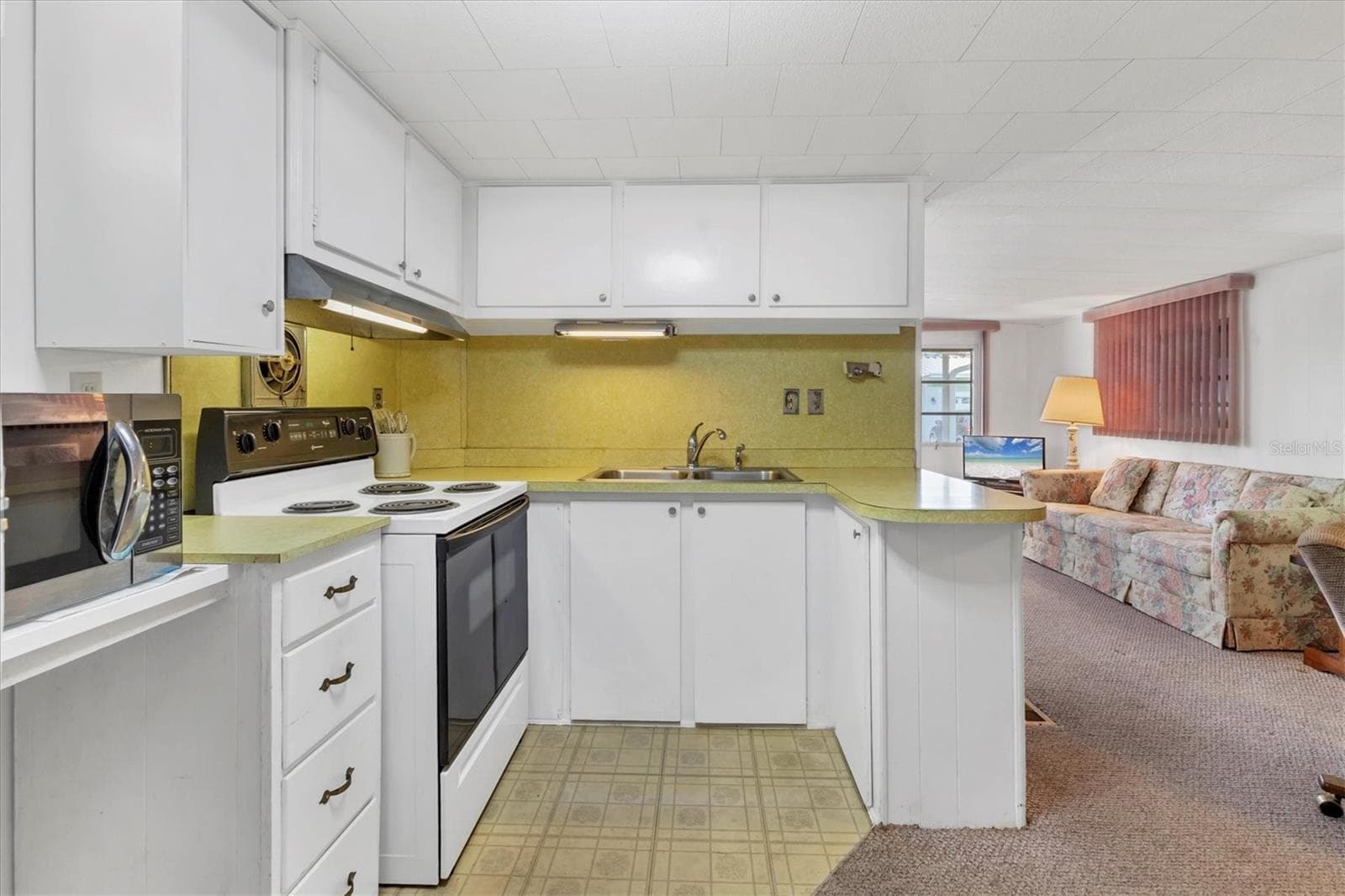 kitchen - 1212 41ST AVENUE DR E, ELLENTON