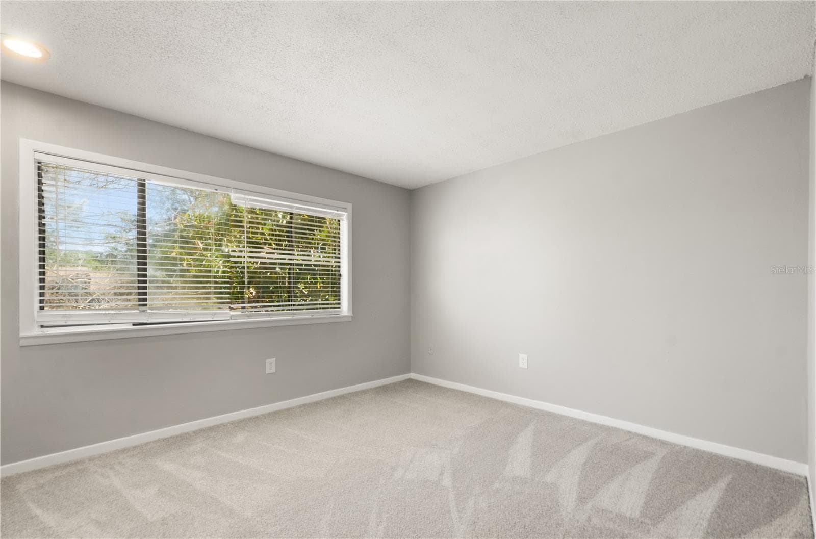 bedroom with new carpeting - 6114 PEREGRINE AVE #D03, ORLANDO