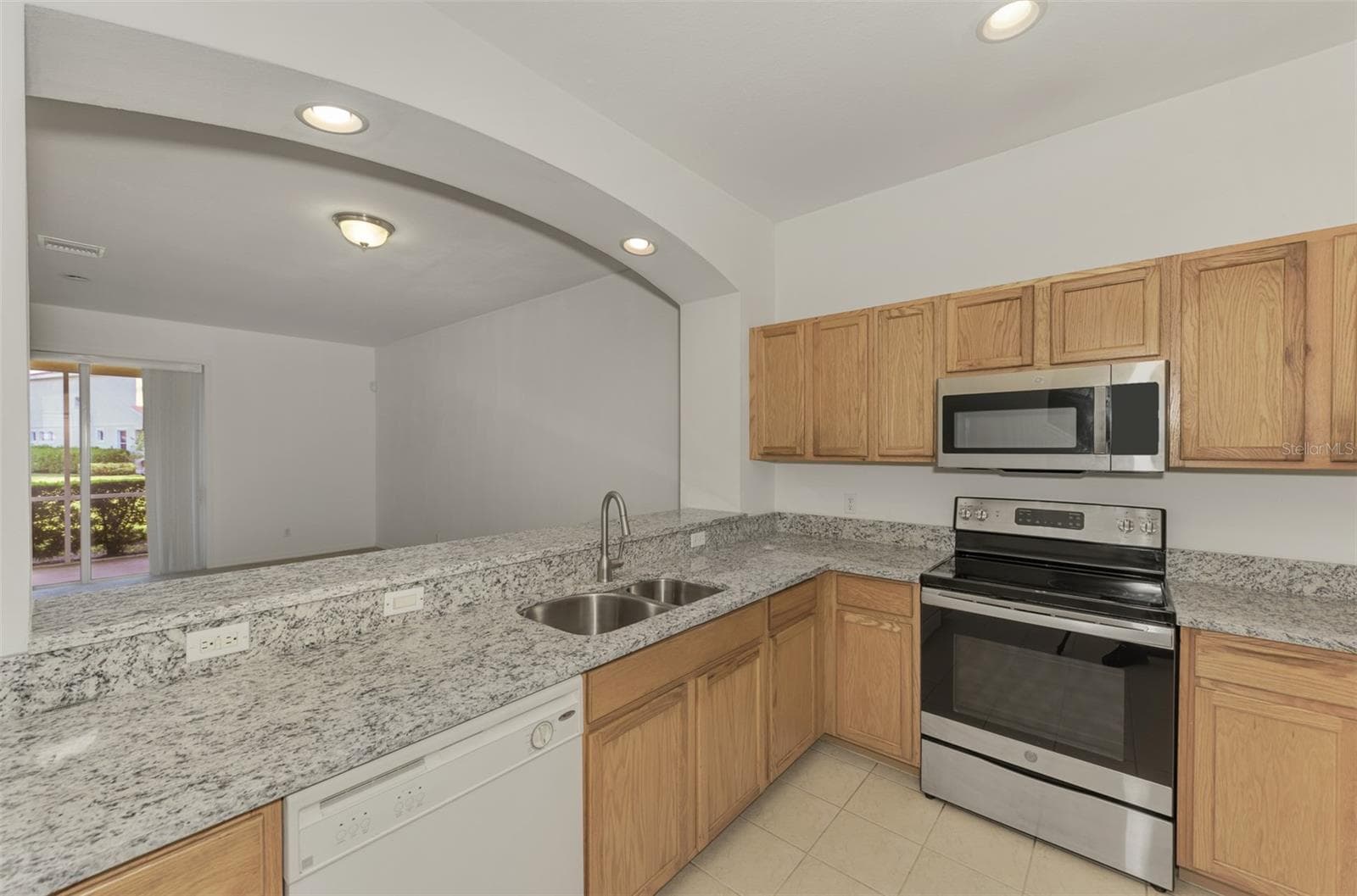 Townhouse at 1156 JONAH DR, NORTH PORT, photo 13 of 62
