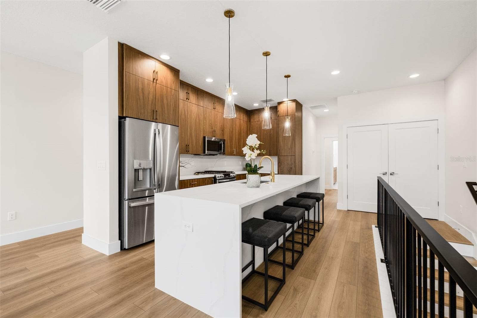 Townhouse at 8631 5TH STREET NORTH, ST PETERSBURG, photo 12 of 66