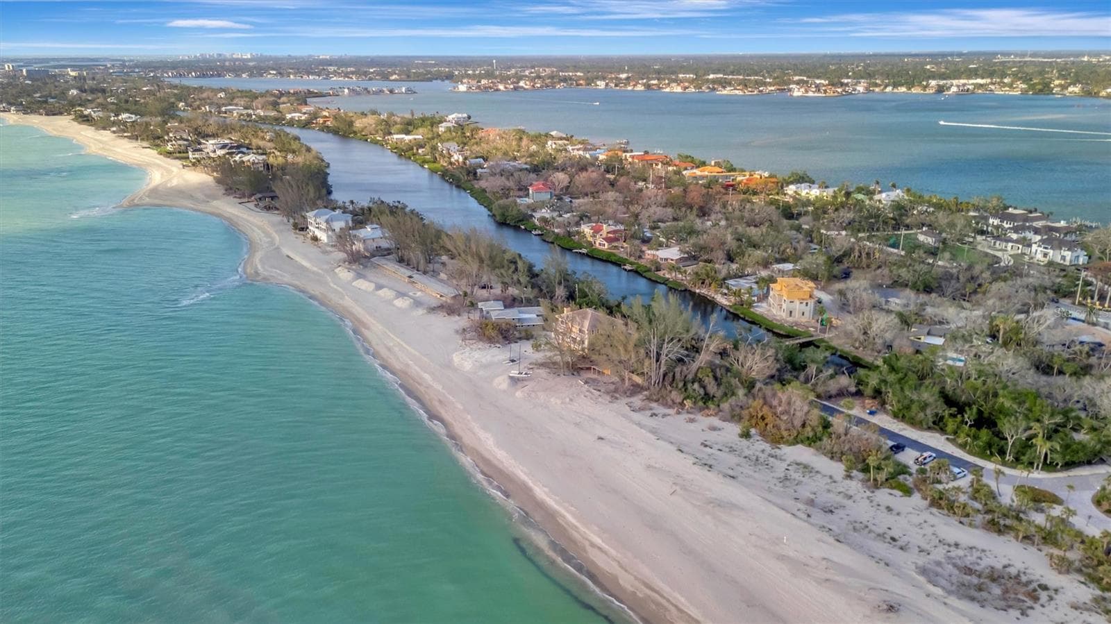Single Family Residence at 8555 HERON LAGOON CIR, SARASOTA, photo 35 of 42