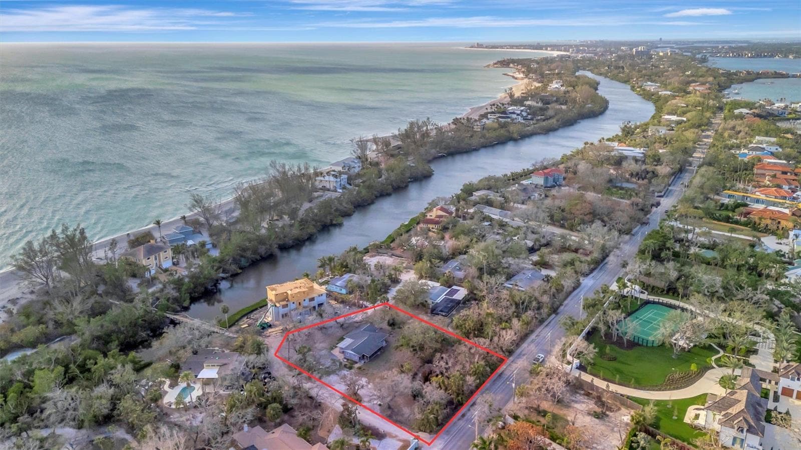 8555 HERON LAGOON CIR