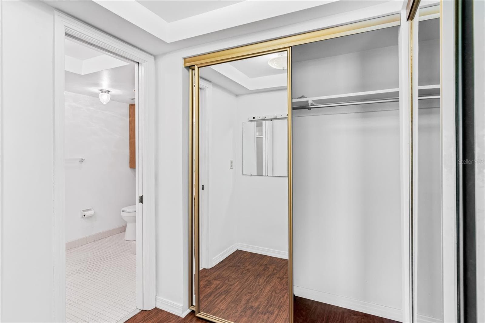 Bathroom - 147 BLUFF VIEW DR #206, BELLEAIR BLUFFS