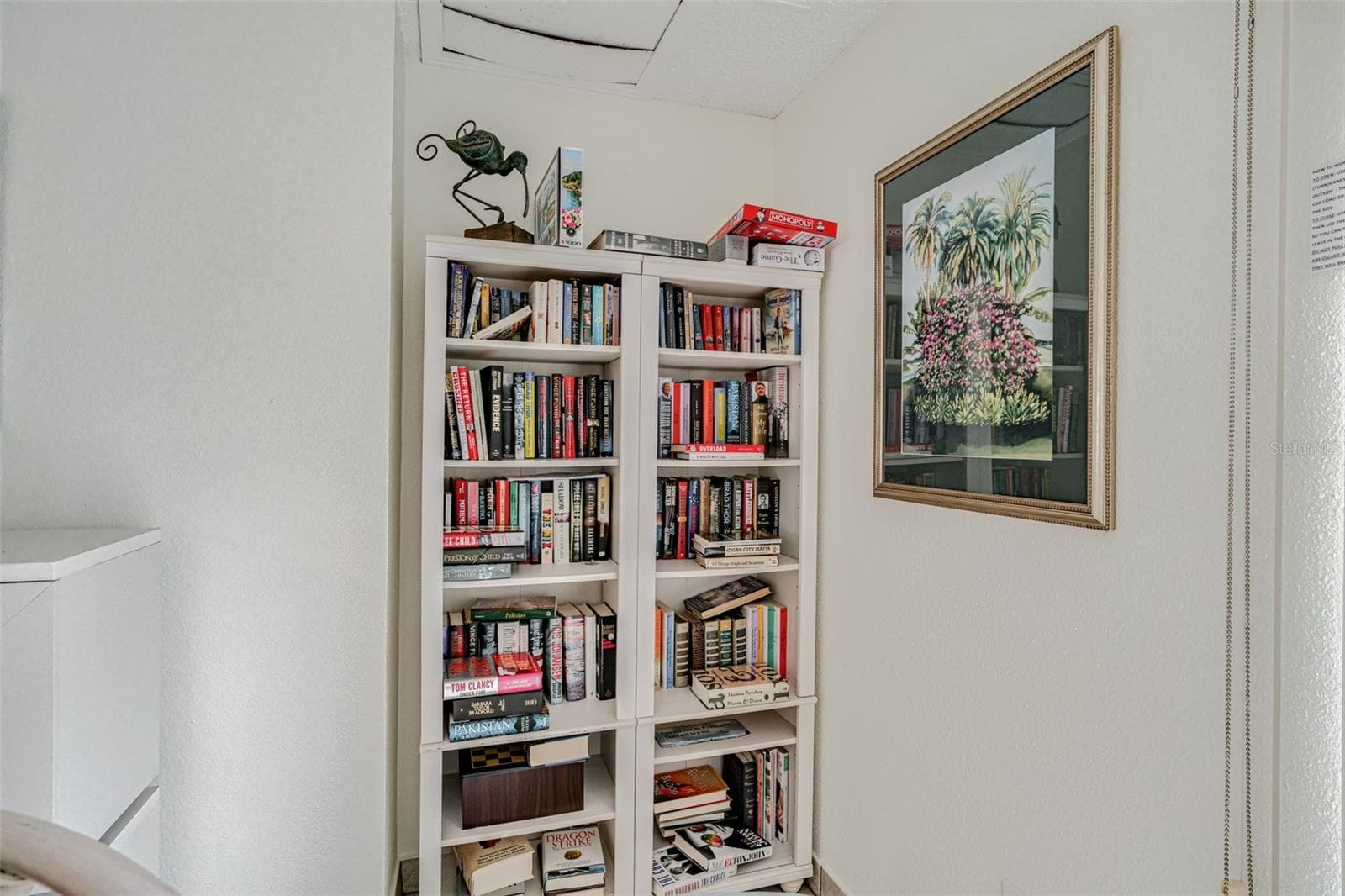 library - 147 BLUFF VIEW DR #206, BELLEAIR BLUFFS