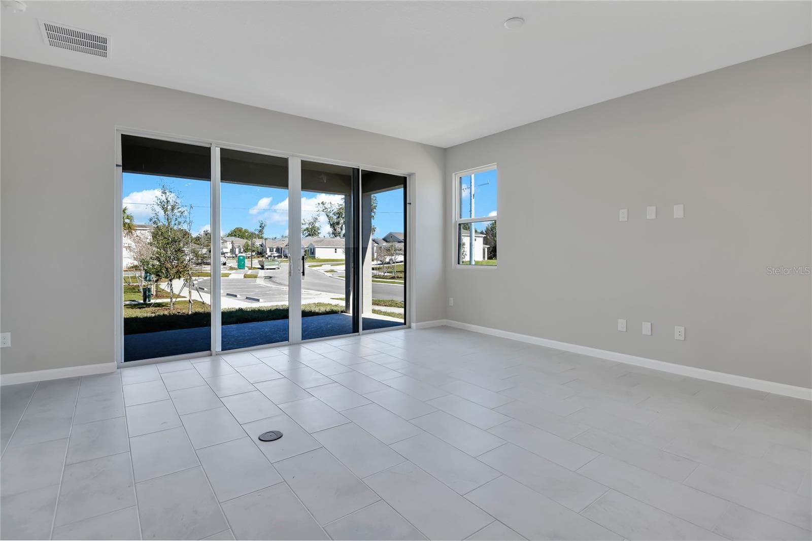 Single Family Residence at 1737 CARNELIAN ST, DELAND, photo 11 of 22