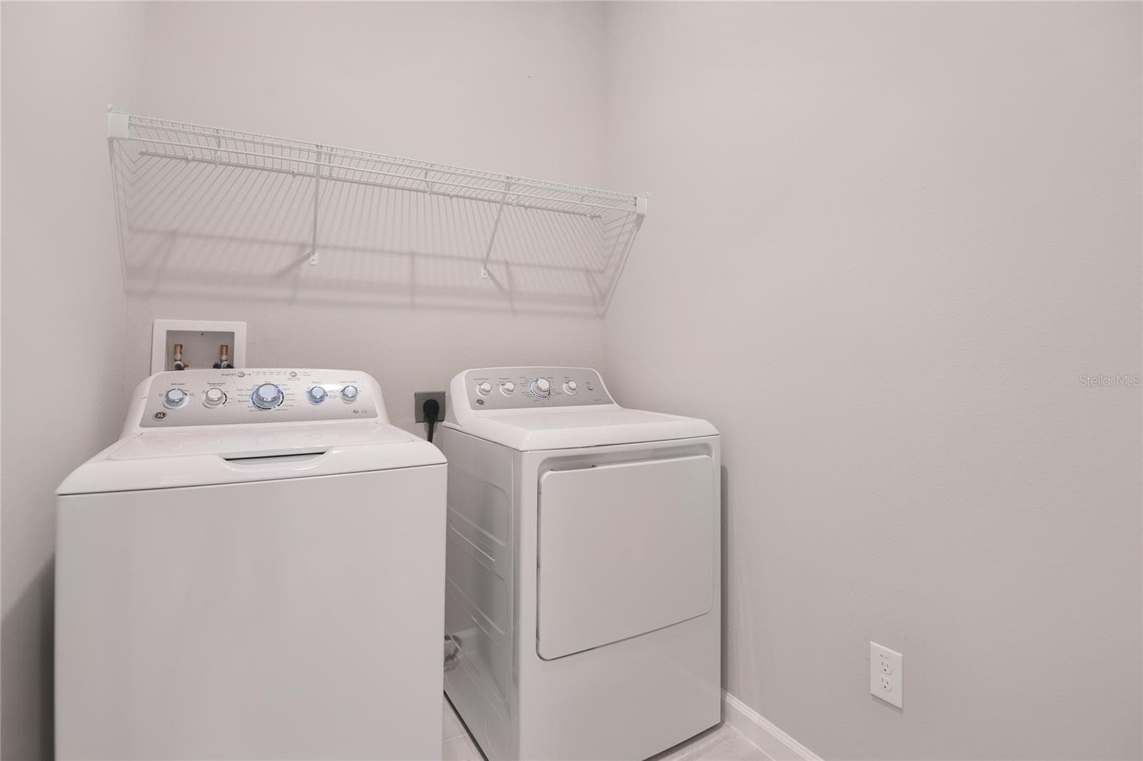 Single Family Residence at 1737 CARNELIAN ST, DELAND, photo 17 of 22