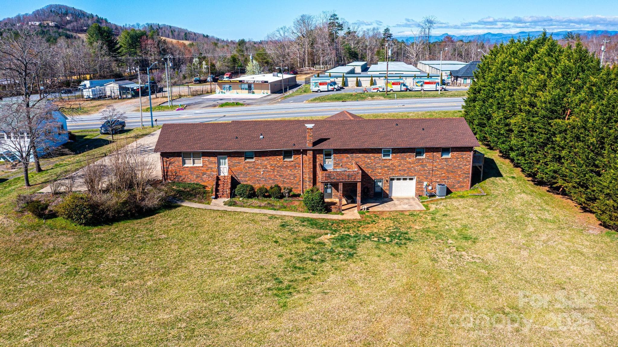 Single Family Residence at Lenoir, photo 3 of 42