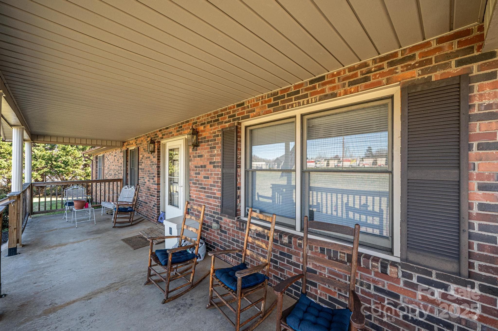 Single Family Residence at Lenoir, photo 7 of 42