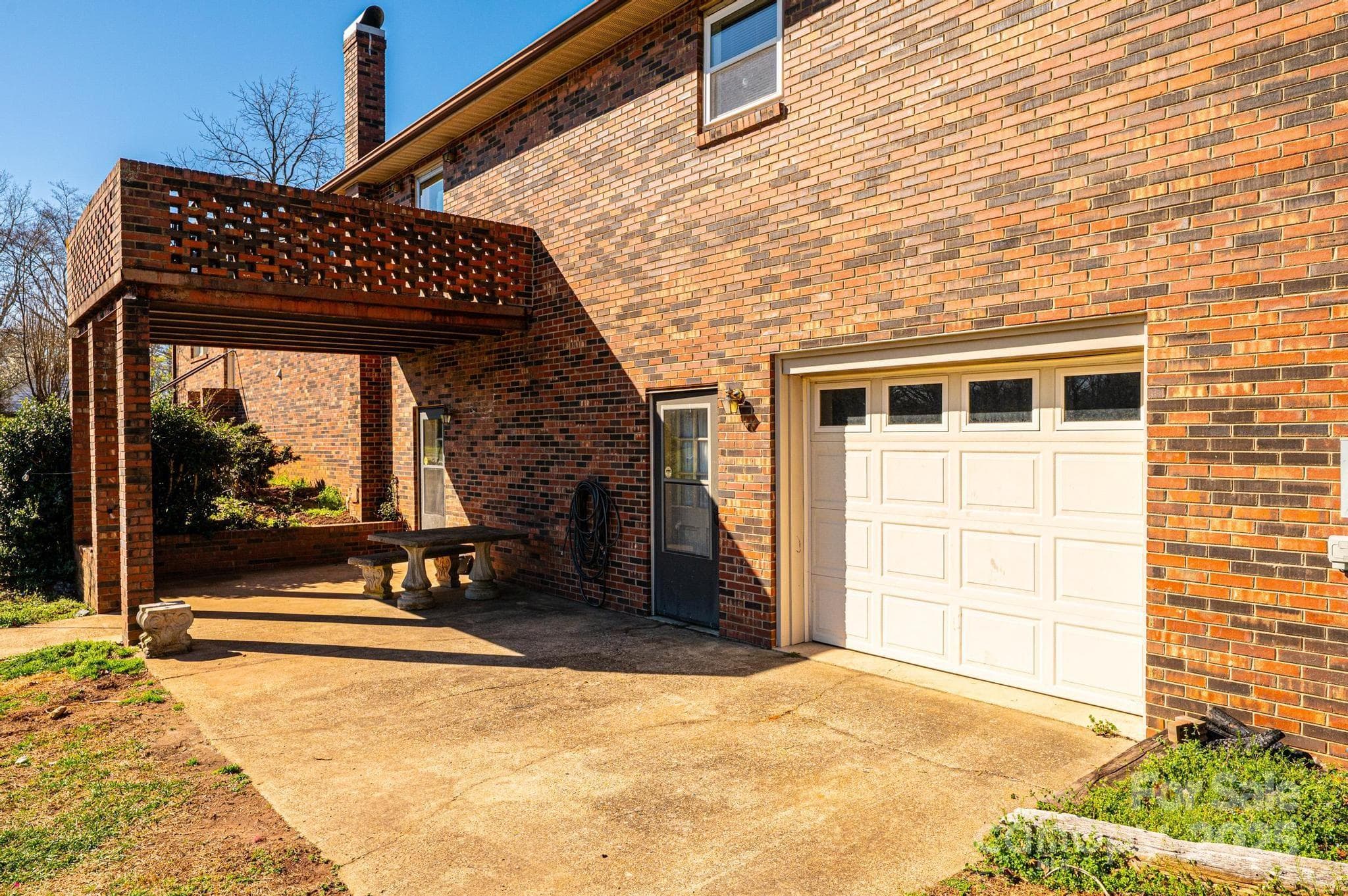 Single Family Residence at Lenoir, photo 14 of 42