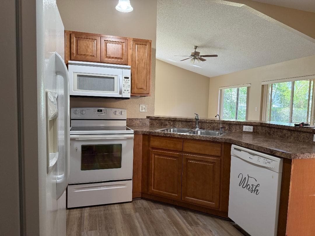 Single Family Residence at 3355 ABELINE RD, SPRING HILL, photo 8 of 59