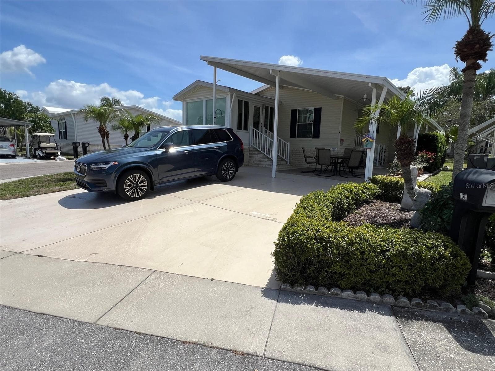 Manufactured Home at 29250 US HIGHWAY 19 N #434, CLEARWATER, photo 2 of 33
