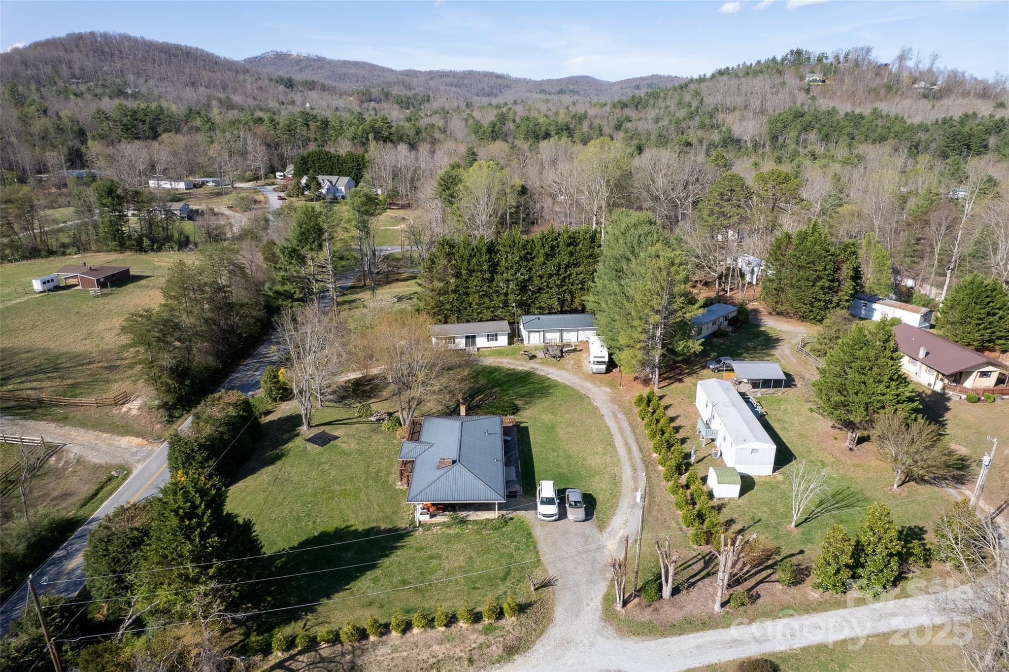 N/A at 29 Delta Drive, Hendersonville, photo 45 of 48