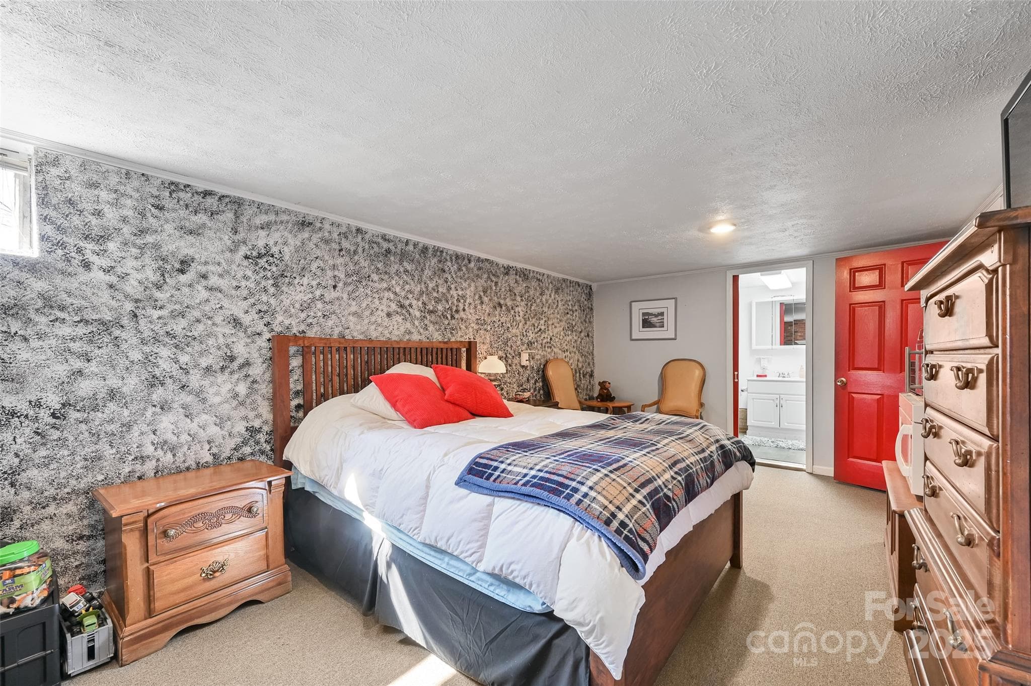 Portfolio at Hendersonville, photo 16 of 48