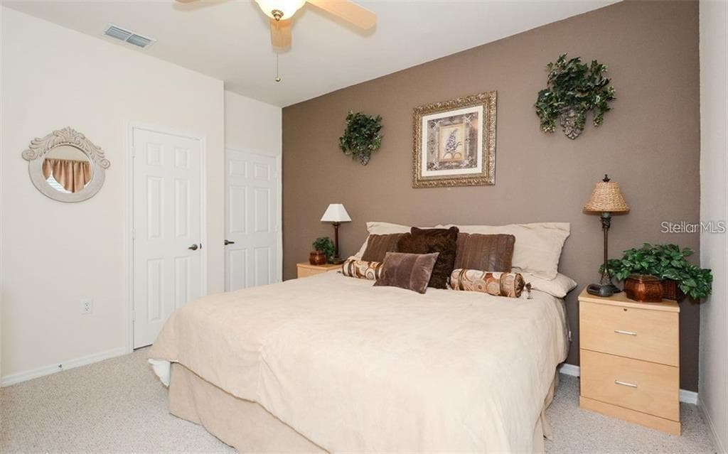 Townhouse at 7685 PLANTATION CIR #B, UNIVERSITY PARK, photo 11 of 31