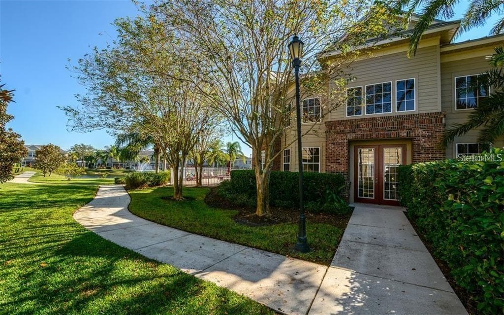 Townhouse at 7685 PLANTATION CIR #B, UNIVERSITY PARK, photo 25 of 31