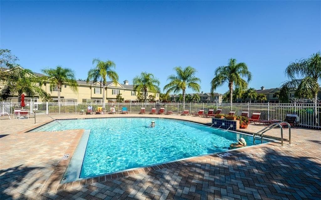 Townhouse at 7685 PLANTATION CIR #B, UNIVERSITY PARK, photo 29 of 31
