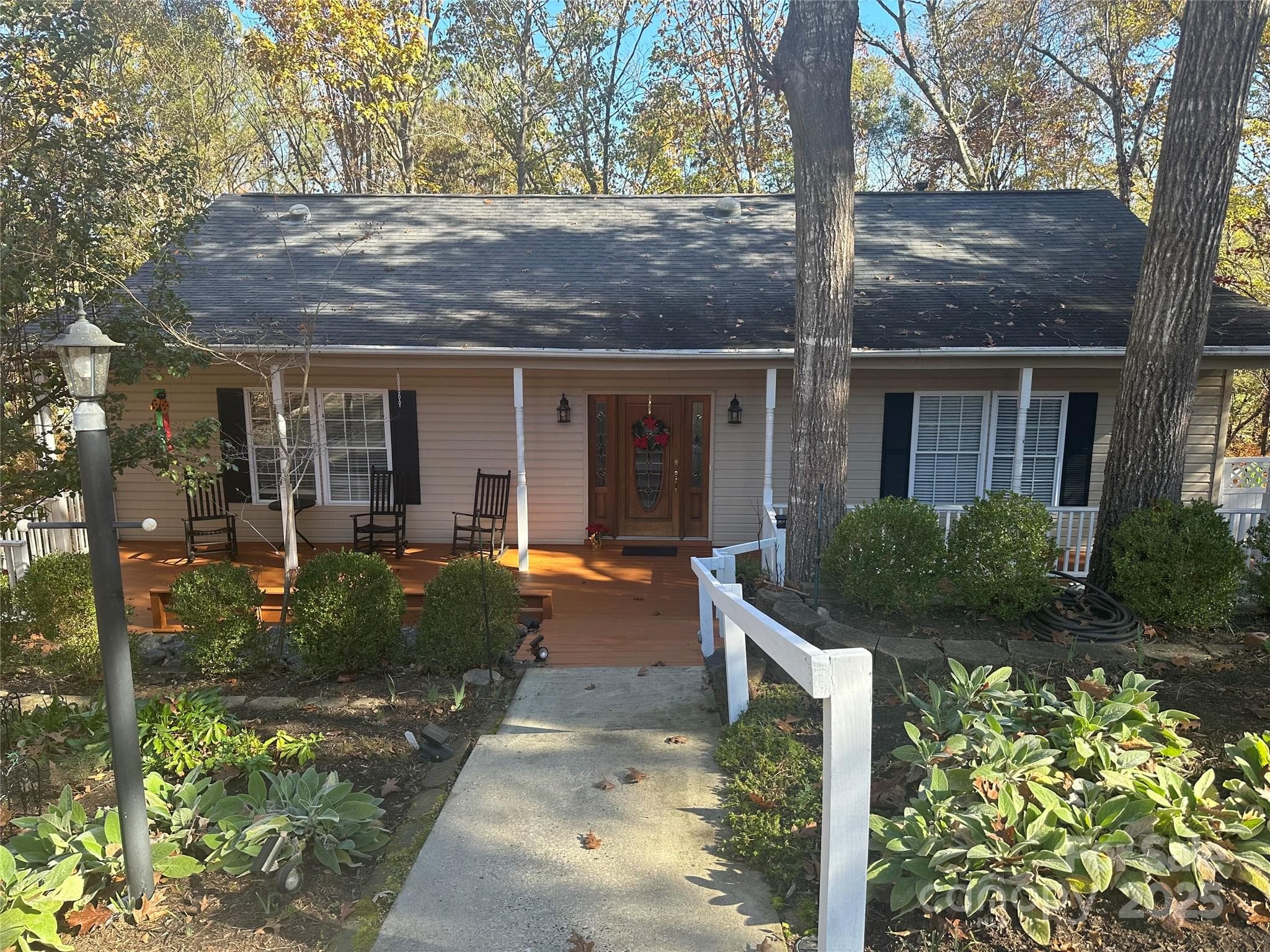 Single Family Residence at Tega Cay, photo 3 of 40