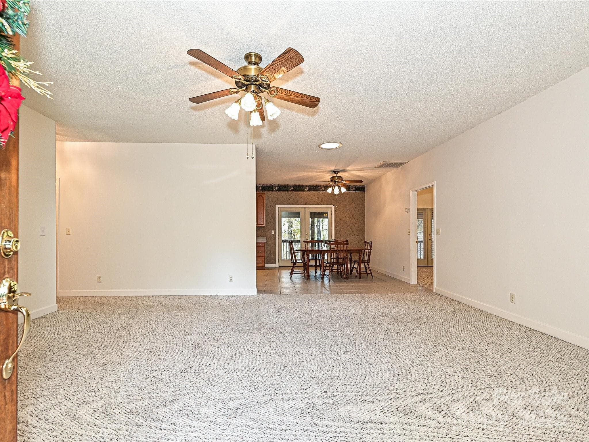 Single Family Residence at Tega Cay, photo 6 of 40
