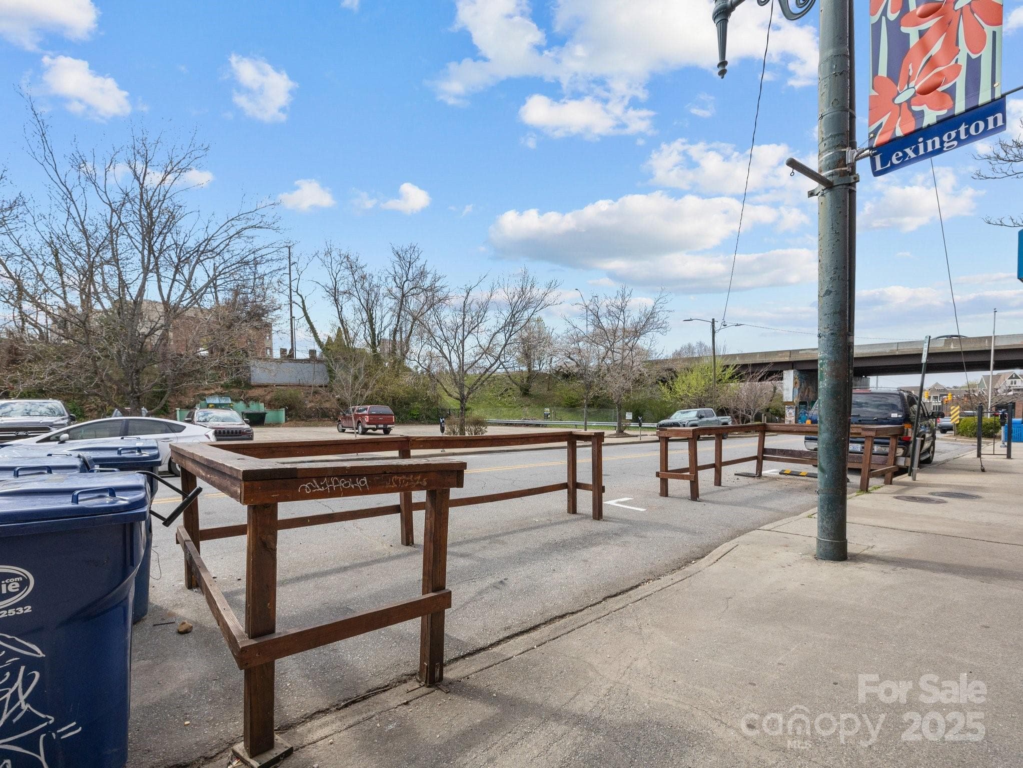Parklet for Outside Drinks and Dining - 111 Broadway Street, Asheville