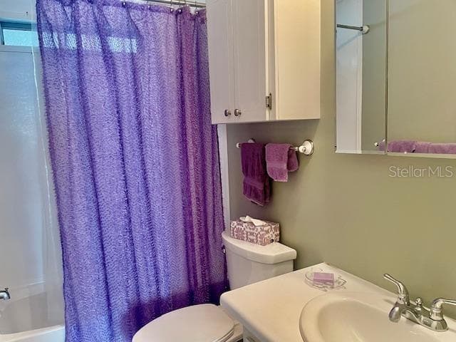 Guest Bathroom - 5707 45TH ST E #90, BRADENTON
