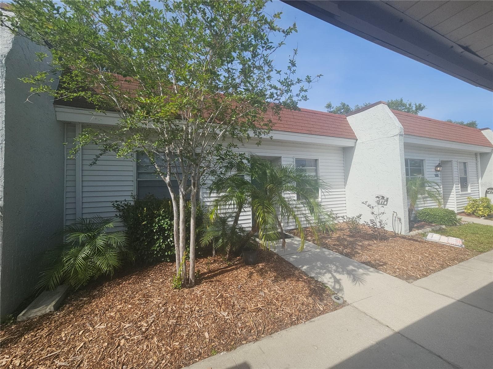 13813 MISSION OAKS BLVD