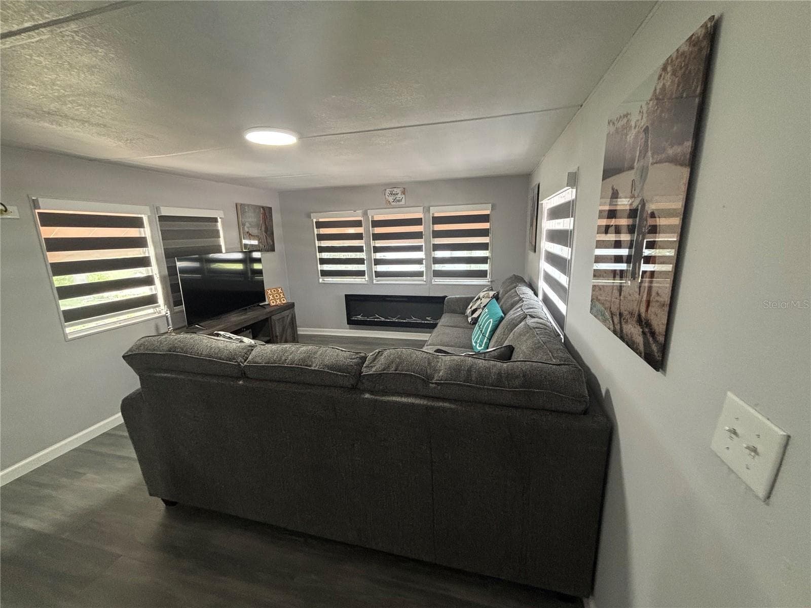 Mobile Home at 6141 SW 57TH CT, OCALA, photo 2 of 8