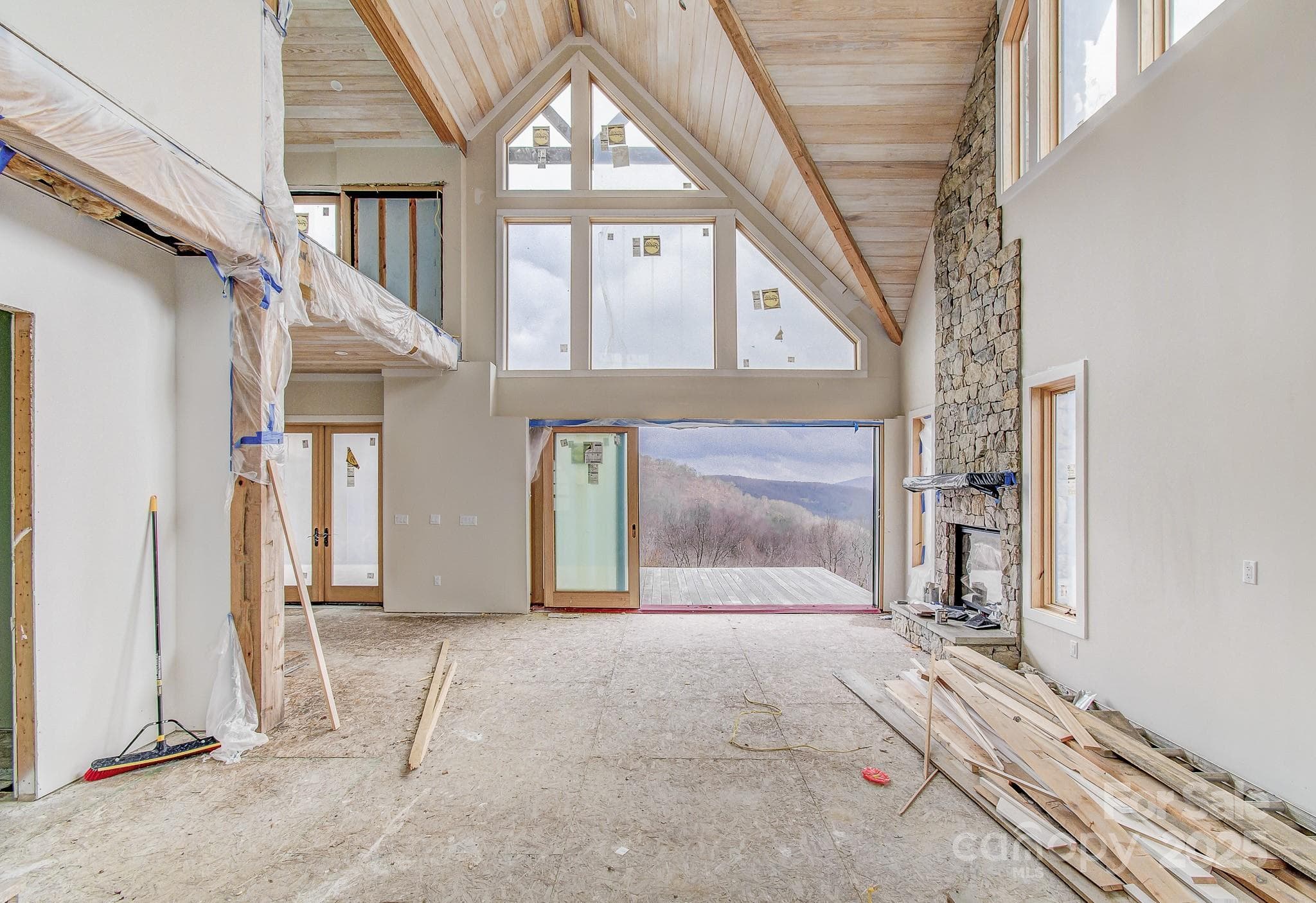 Single Family Residence at Hendersonville, photo 4 of 29