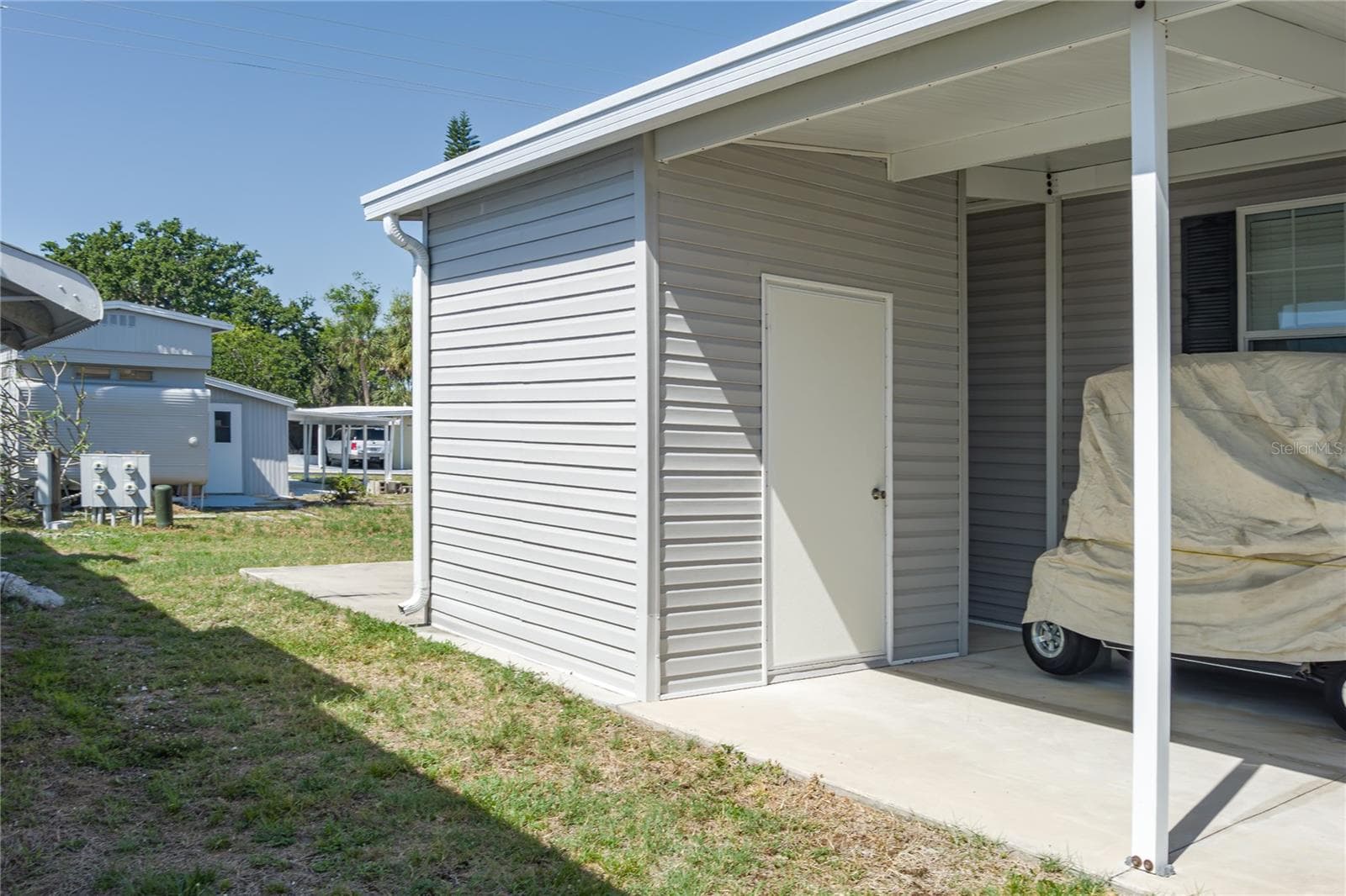Manufactured Home at 3309 BERNADETTE DR, ELLENTON, photo 14 of 16