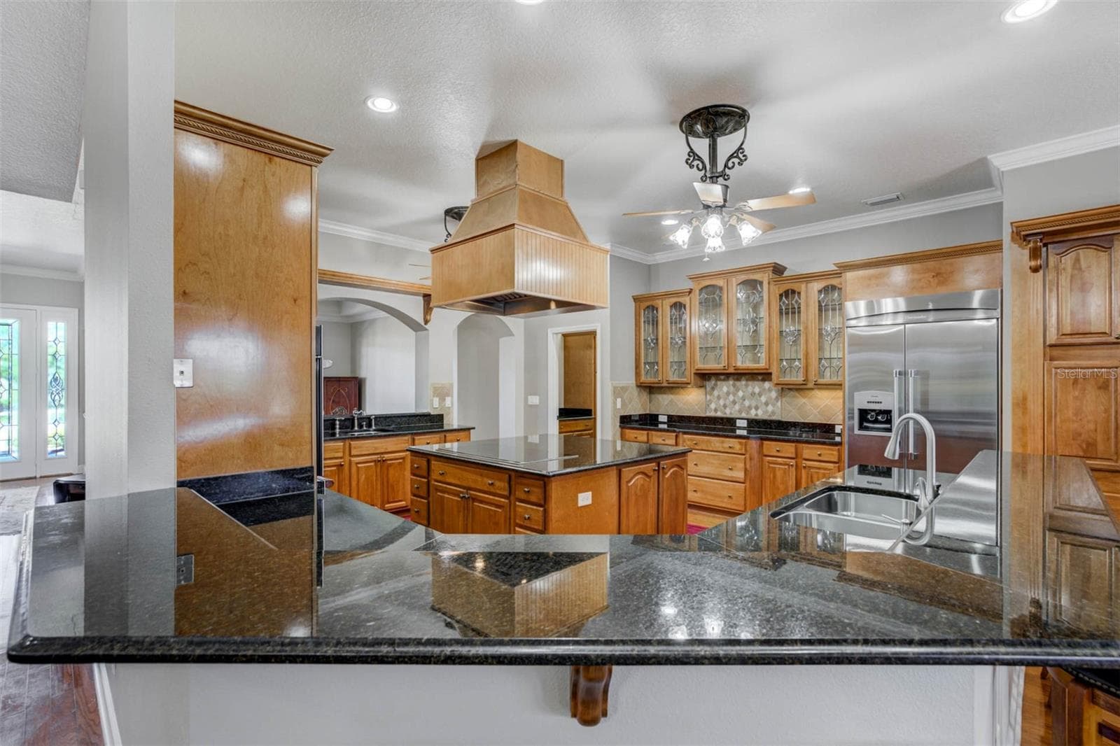 Primary kitchen - 701 E 60 HWY, PLANT CITY