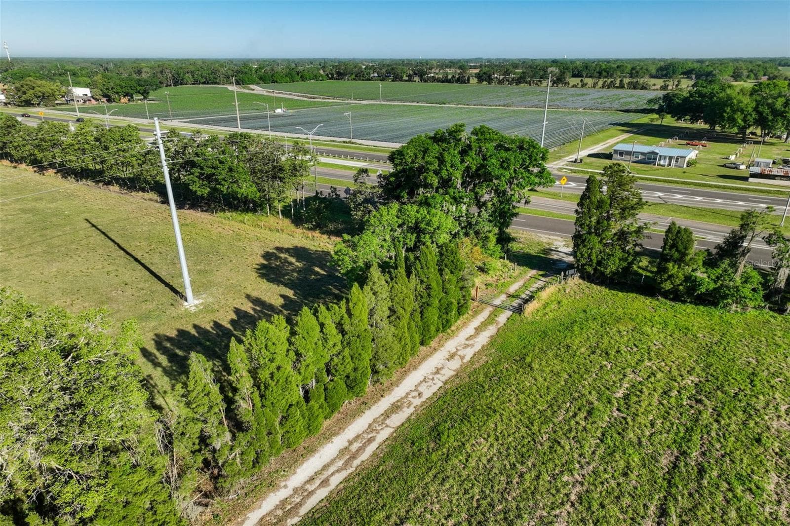 West gate entrance - 701 E 60 HWY, PLANT CITY