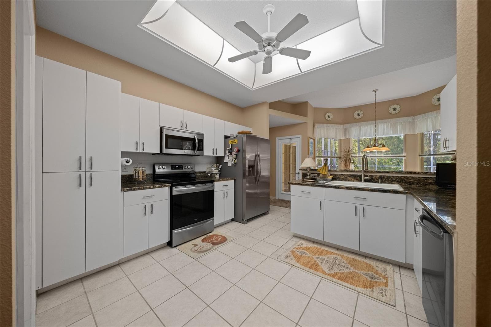 Single Family Residence at 9 GREVILLEA CT, HOMOSASSA, photo 13 of 47