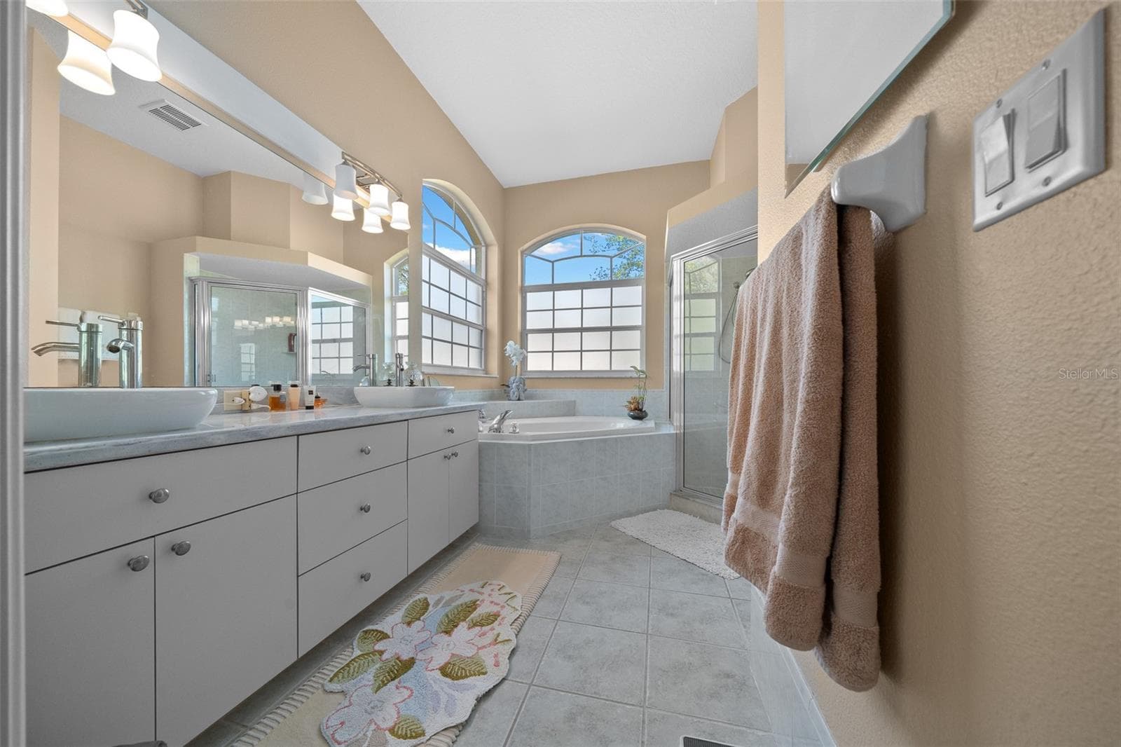 Single Family Residence at 9 GREVILLEA CT, HOMOSASSA, photo 21 of 47