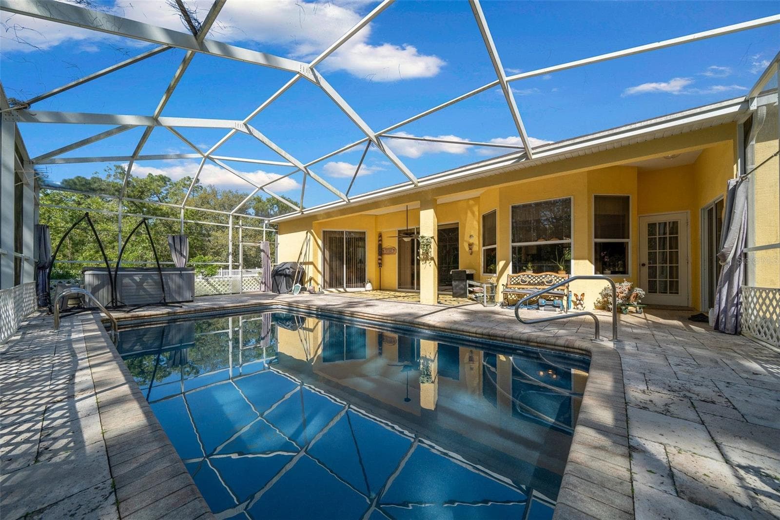 Single Family Residence at 9 GREVILLEA CT, HOMOSASSA, photo 33 of 47