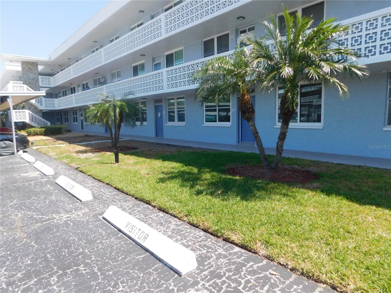 4715 BAY ST NE #119