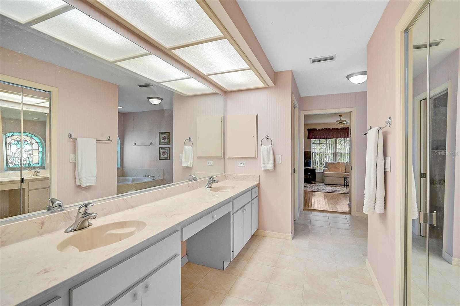 Single Family Residence at 4360 PRESIDENTIAL AVENUE CIR E, BRADENTON, photo 10 of 31