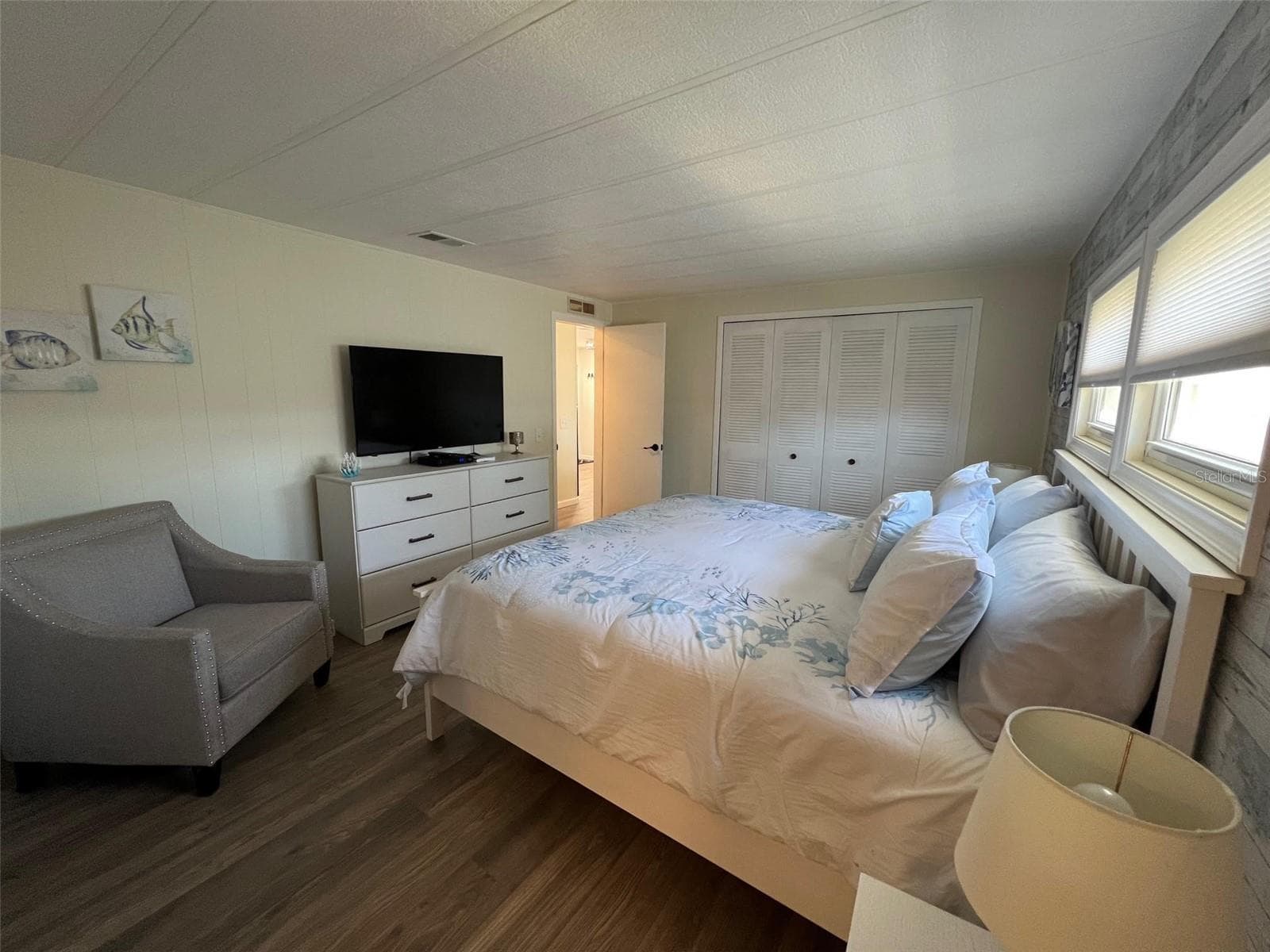 Manufactured Home at 825 COCONUT PALM ST, LARGO, photo 18 of 30