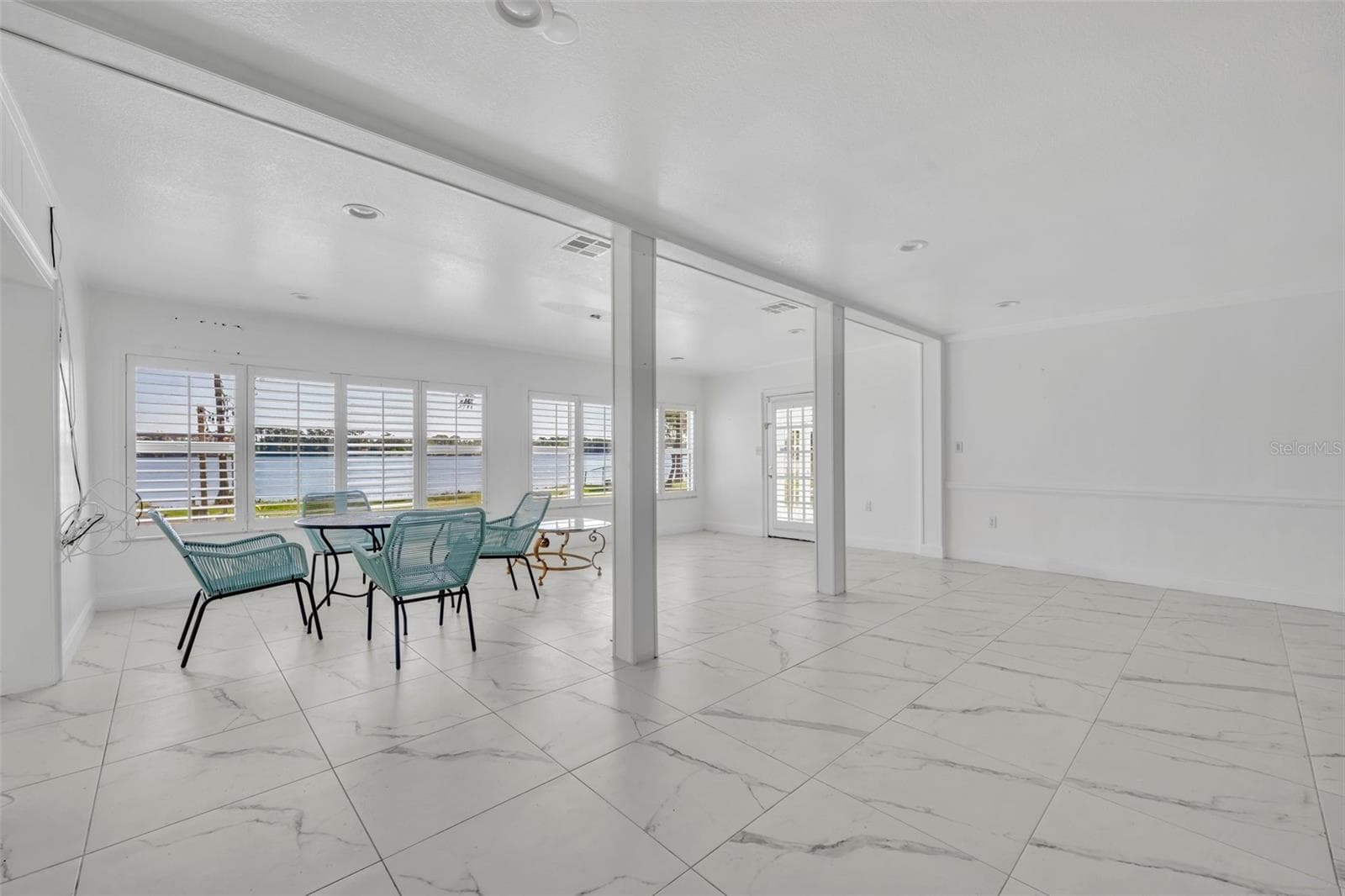 Single Family Residence at 7420 LAKE WILLIS DR, ORLANDO, photo 18 of 41