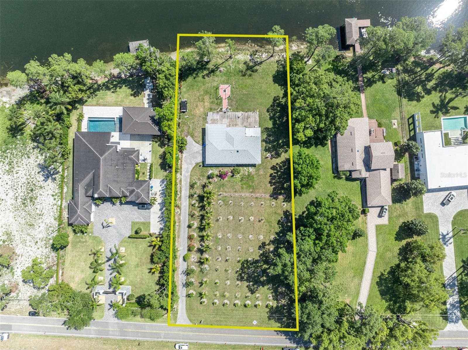Single Family Residence at 7420 LAKE WILLIS DR, ORLANDO, photo 40 of 41
