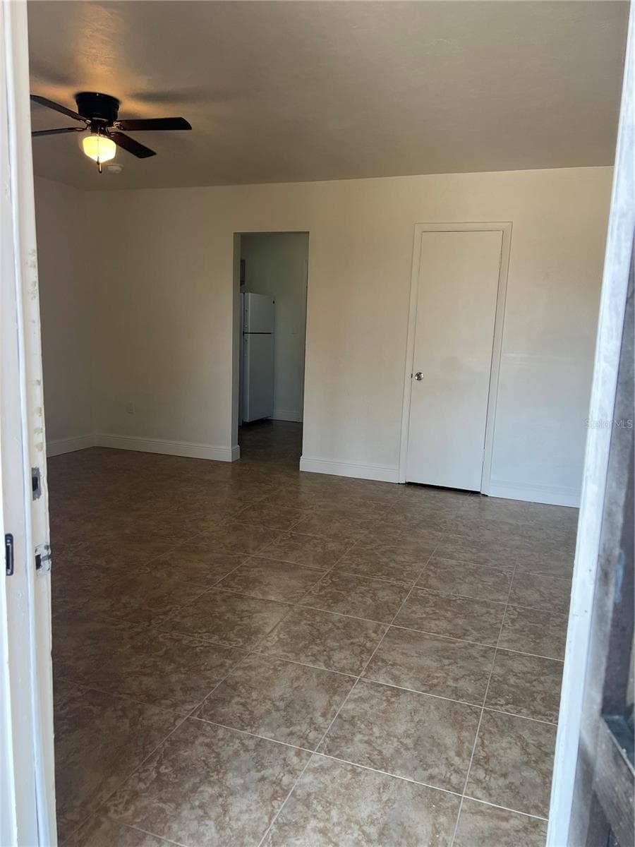 LIVING ROOM - 21274 COULTON AVE, PORT CHARLOTTE