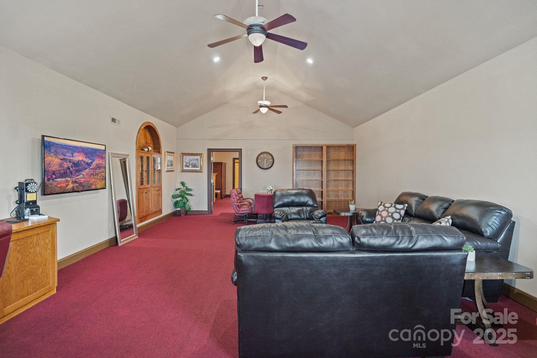 Single Family Residence at Rutherfordton, photo 35 of 40