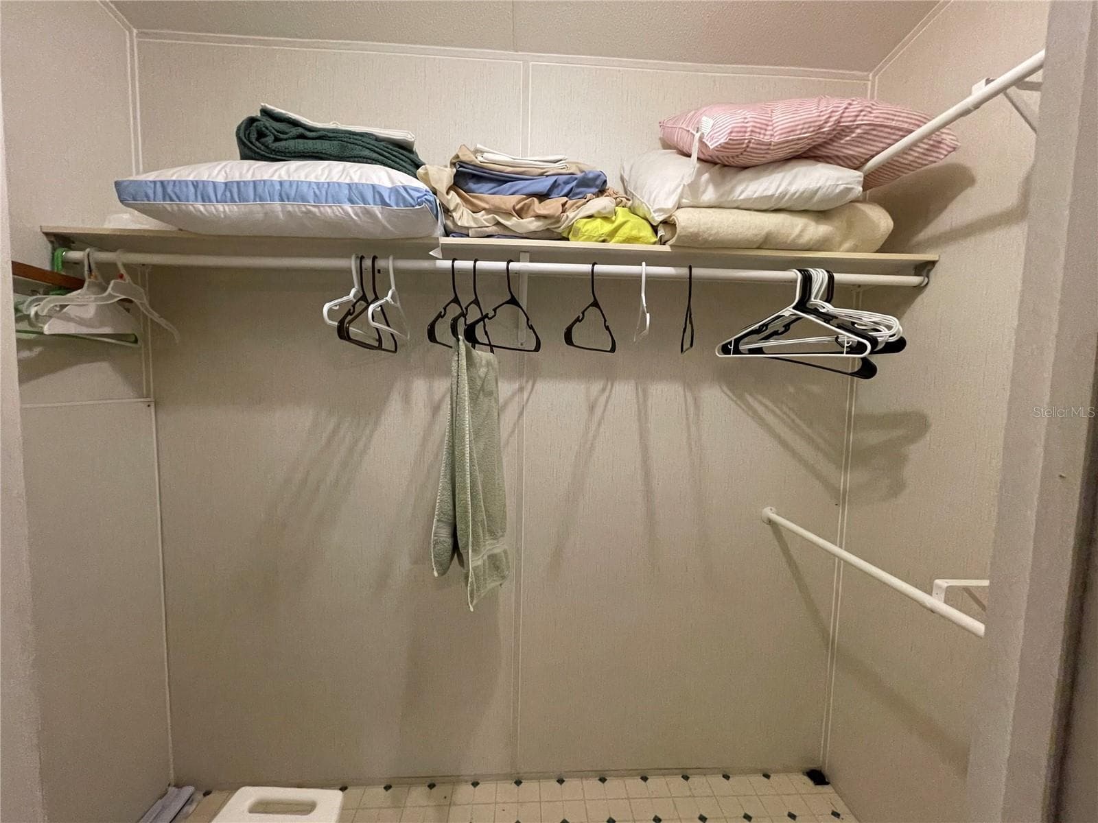Primary Closet - 1550 SE 111TH CT, MORRISTON