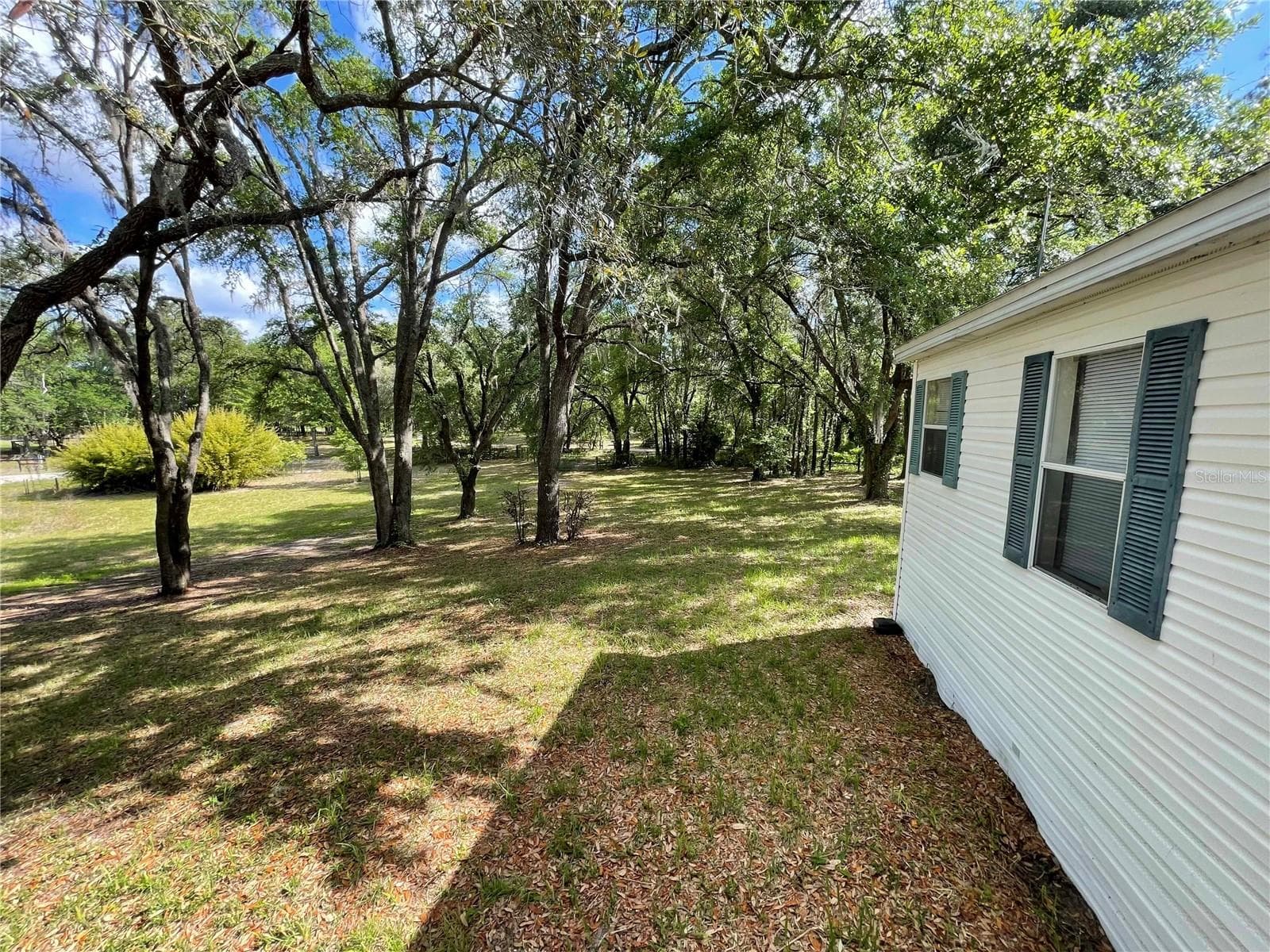 Manufactured Home at 1550 SE 111TH CT, MORRISTON, photo 30 of 63