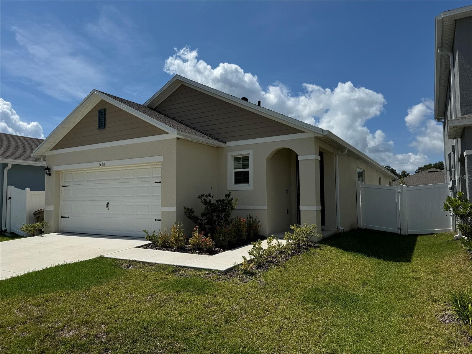 Single Family Residence at 1648 HEART BAR RD, KISSIMMEE, photo 2 of 77