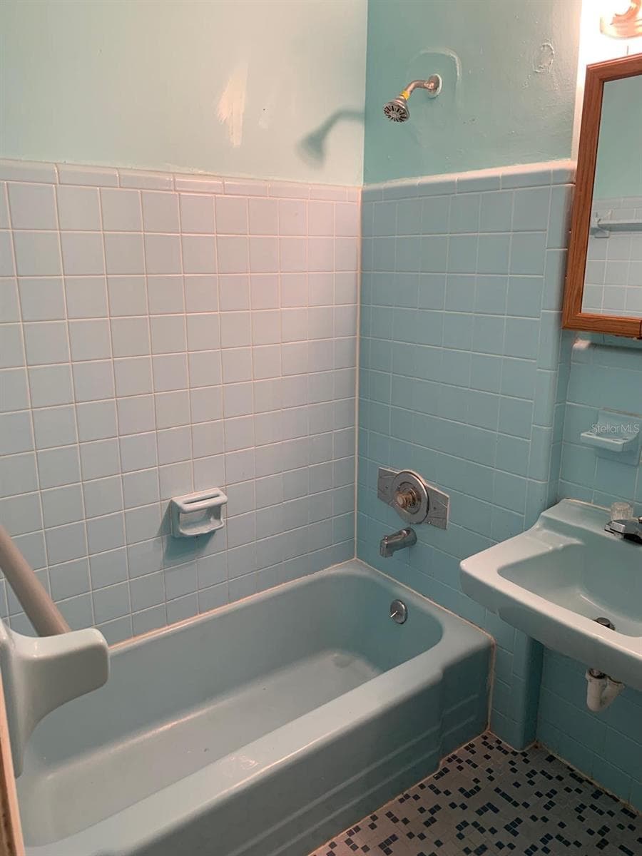 Duplex at 21266 COULTON AVE, PORT CHARLOTTE, photo 6 of 14
